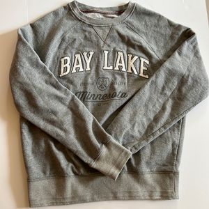 Gray Bay Lake Sweatshirt Size Large